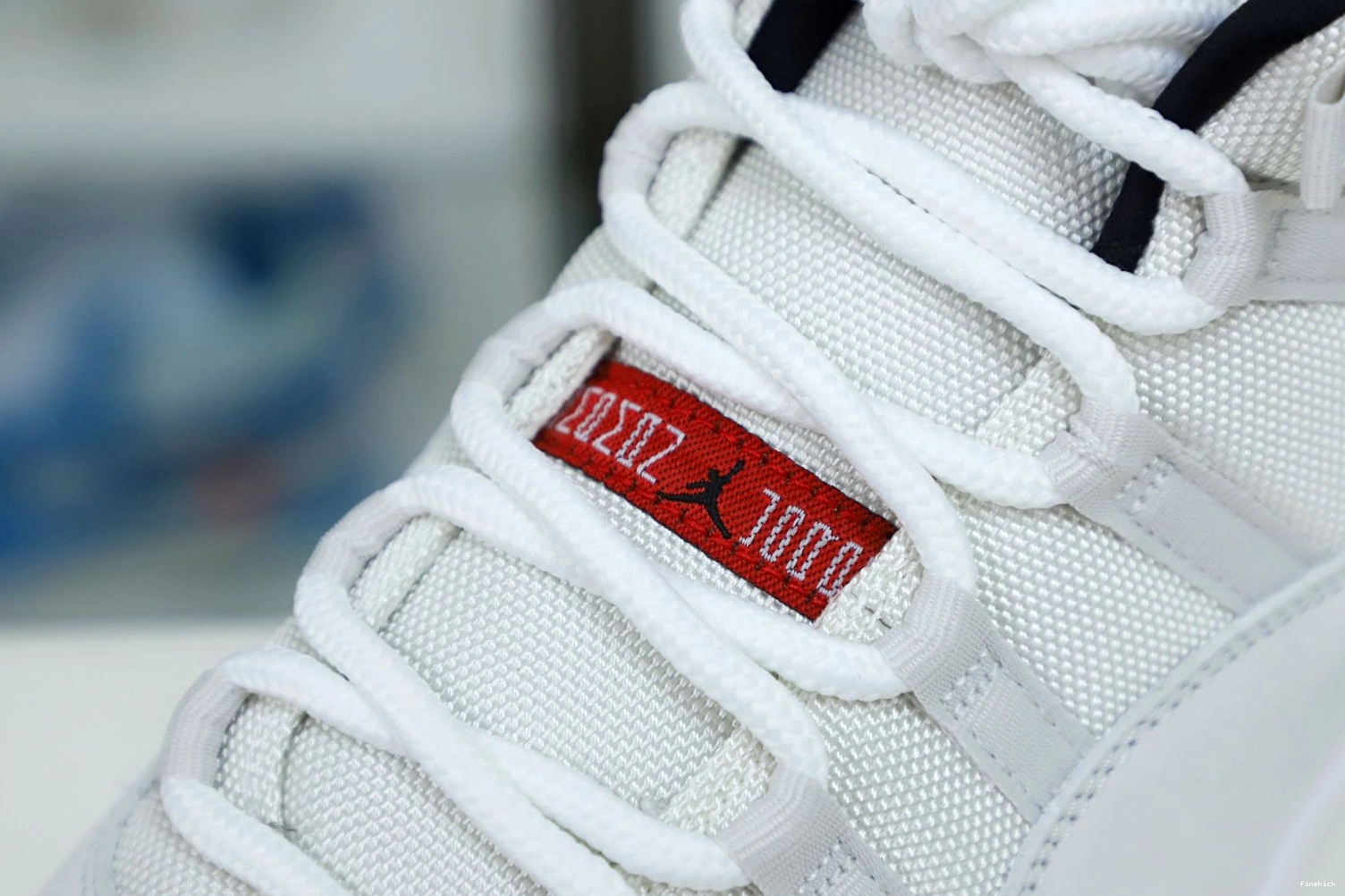 RETRO AIR XI TINT 11 PLATINUM JORDAN 1217